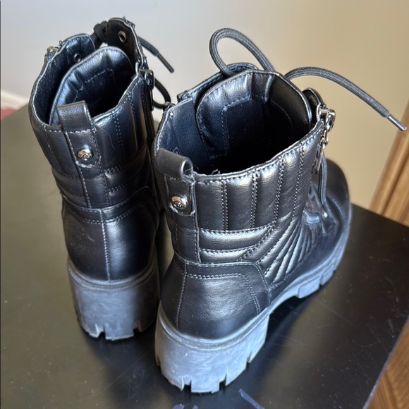 GBG Black Quilted Lace-Up Ankle Boots - Picture 14 of 17